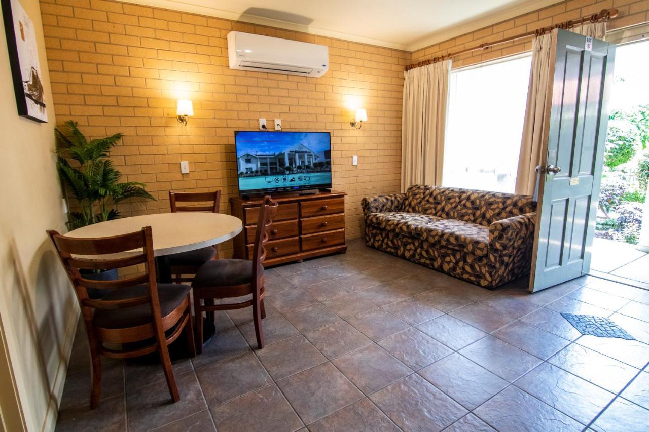 Albury Georgian Motel & Suites Exterior photo